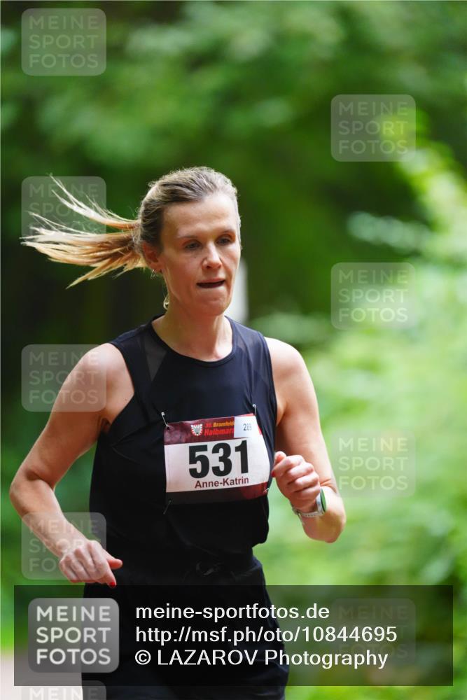 11.10.2026 - Bramfelder Halbmarathon 2026 LAZAROV Photography http://msf.ph/oto/10844695 11.10.2026 11:04:25 Laufen 35, 289, 531 meine-sportfotos.de