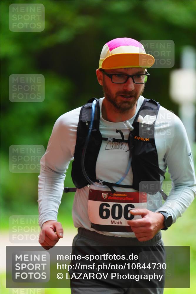 11.10.2026 - Bramfelder Halbmarathon 2026 LAZAROV Photography http://msf.ph/oto/10844730 11.10.2026 11:05:17 Laufen 606 meine-sportfotos.de