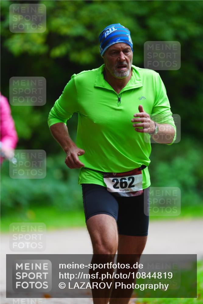 11.10.2026 - Bramfelder Halbmarathon 2026 LAZAROV Photography http://msf.ph/oto/10844819 11.10.2026 11:06:36 Laufen 262 meine-sportfotos.de