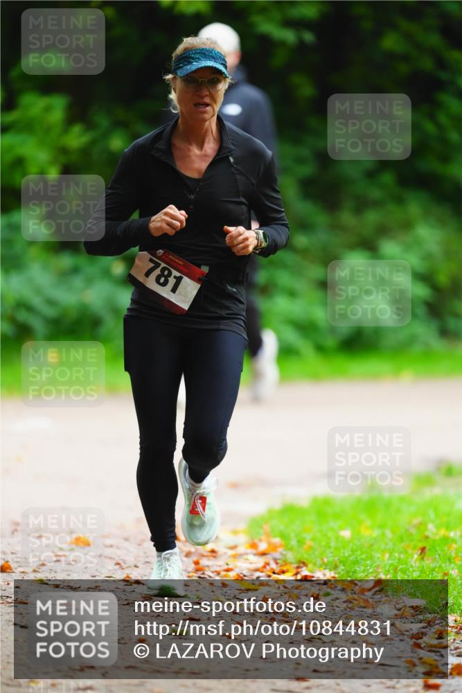 11.10.2026 - Bramfelder Halbmarathon 2026 LAZAROV Photography http://msf.ph/oto/10844831 11.10.2026 11:06:49 Laufen 781 meine-sportfotos.de