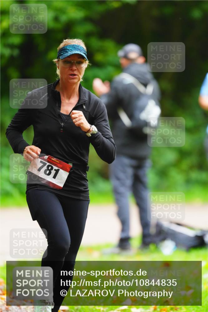 11.10.2026 - Bramfelder Halbmarathon 2026 LAZAROV Photography http://msf.ph/oto/10844835 11.10.2026 11:06:50 Laufen 781 meine-sportfotos.de