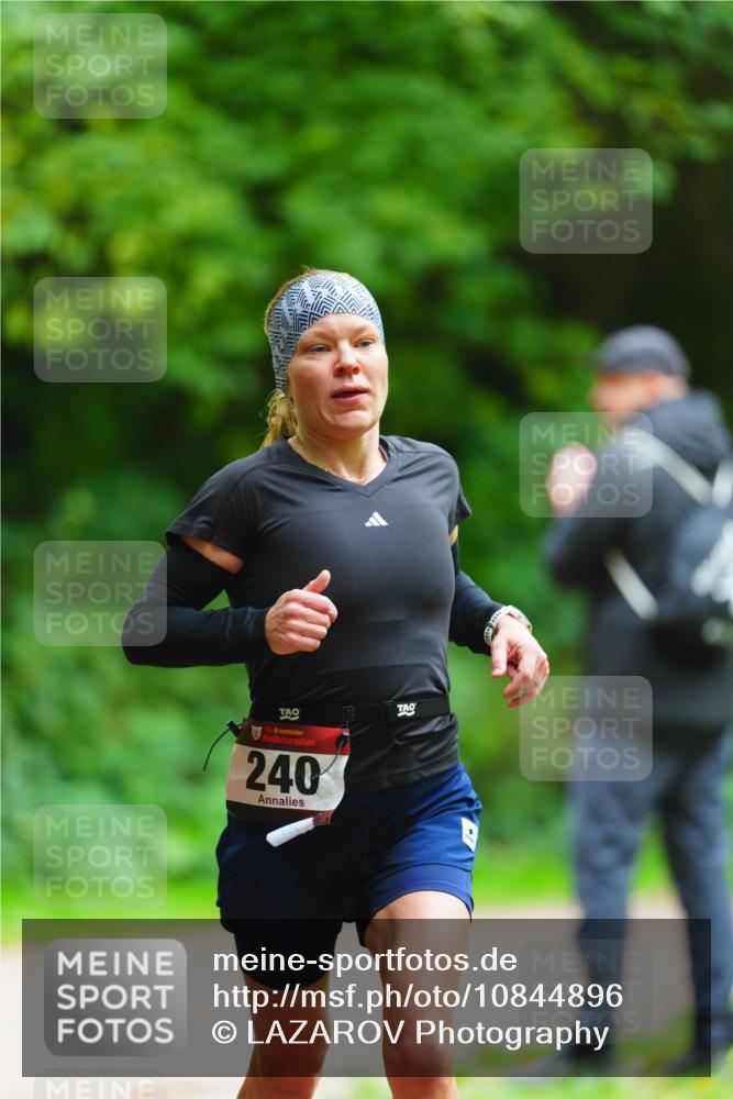 11.10.2026 - Bramfelder Halbmarathon 2026 LAZAROV Photography http://msf.ph/oto/10844896 11.10.2026 11:07:36 Laufen 35, 240 meine-sportfotos.de