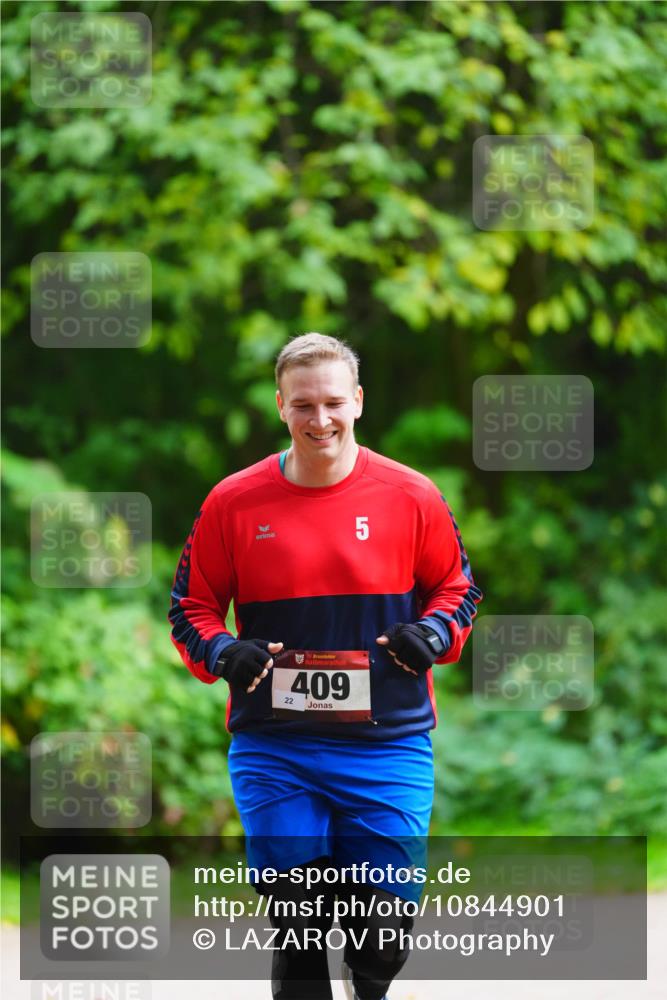 11.10.2026 - Bramfelder Halbmarathon 2026 LAZAROV Photography http://msf.ph/oto/10844901 11.10.2026 11:07:38 Laufen 5, 15, 409, 22 meine-sportfotos.de