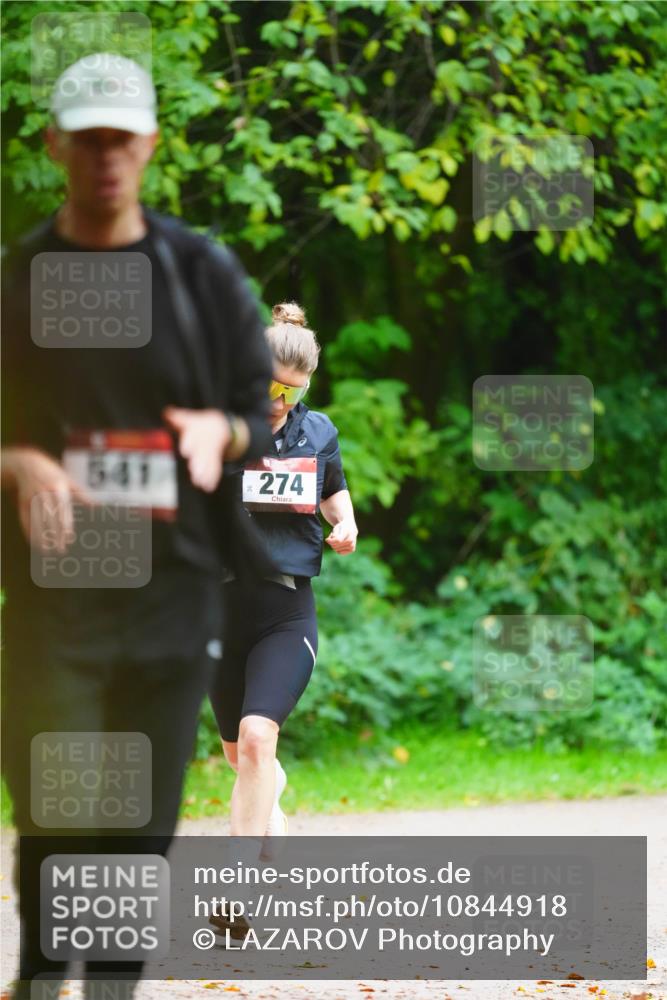 11.10.2026 - Bramfelder Halbmarathon 2026 LAZAROV Photography http://msf.ph/oto/10844918 11.10.2026 11:08:15 Laufen 541, 3, 274 meine-sportfotos.de