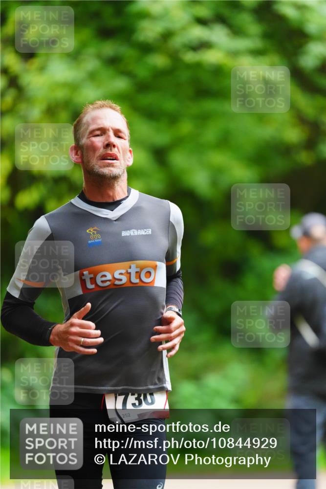 11.10.2026 - Bramfelder Halbmarathon 2026 LAZAROV Photography http://msf.ph/oto/10844929 11.10.2026 11:08:21 Laufen 730 meine-sportfotos.de