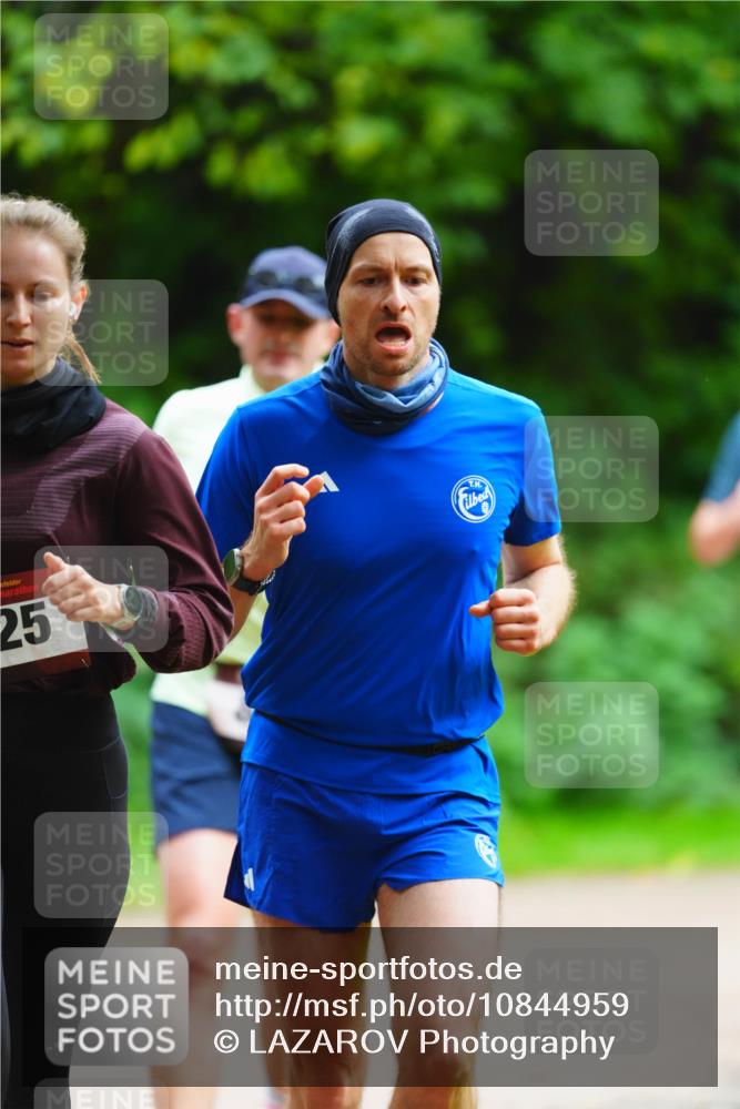 11.10.2026 - Bramfelder Halbmarathon 2026 LAZAROV Photography http://msf.ph/oto/10844959 11.10.2026 11:09:05 Laufen 25 meine-sportfotos.de