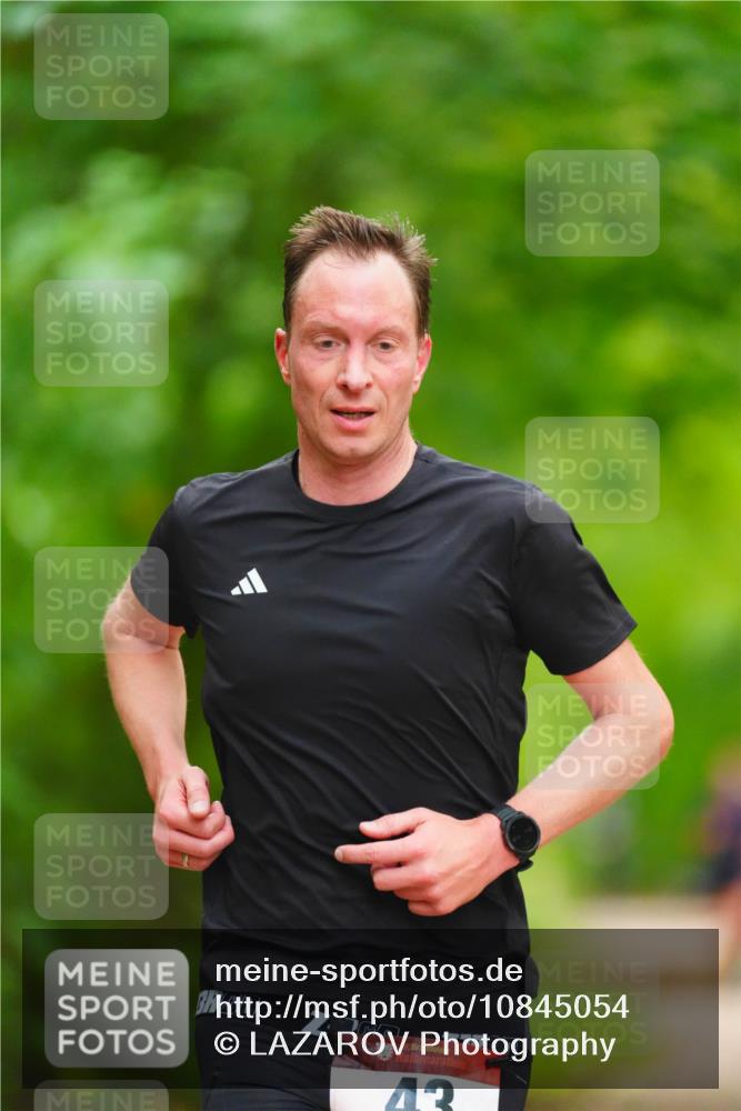 11.10.2026 - Bramfelder Halbmarathon 2026 LAZAROV Photography http://msf.ph/oto/10845054 11.10.2026 11:12:00 Laufen 43 meine-sportfotos.de