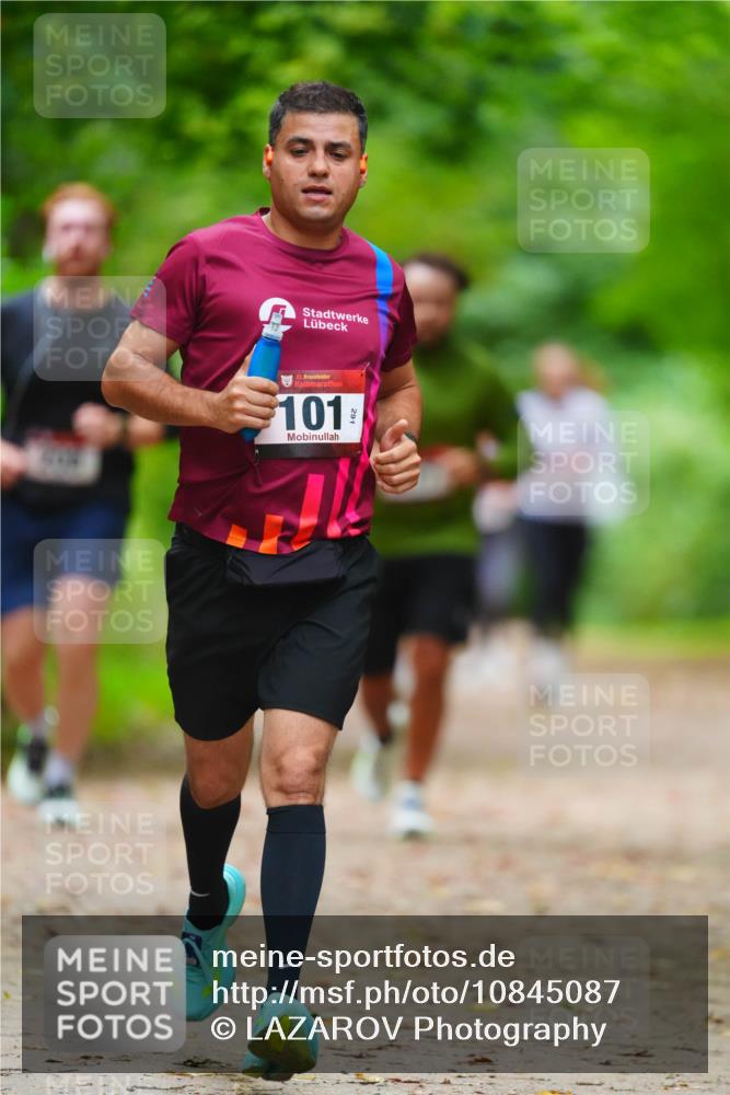 11.10.2026 - Bramfelder Halbmarathon 2026 LAZAROV Photography http://msf.ph/oto/10845087 11.10.2026 11:12:24 Laufen 35, 101 meine-sportfotos.de