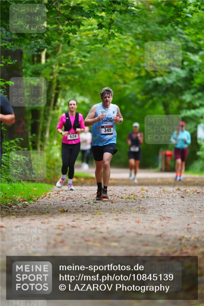 11.10.2026 - Bramfelder Halbmarathon 2026 LAZAROV Photography http://msf.ph/oto/10845139 11.10.2026 11:13:31 Laufen 624, 345 meine-sportfotos.de