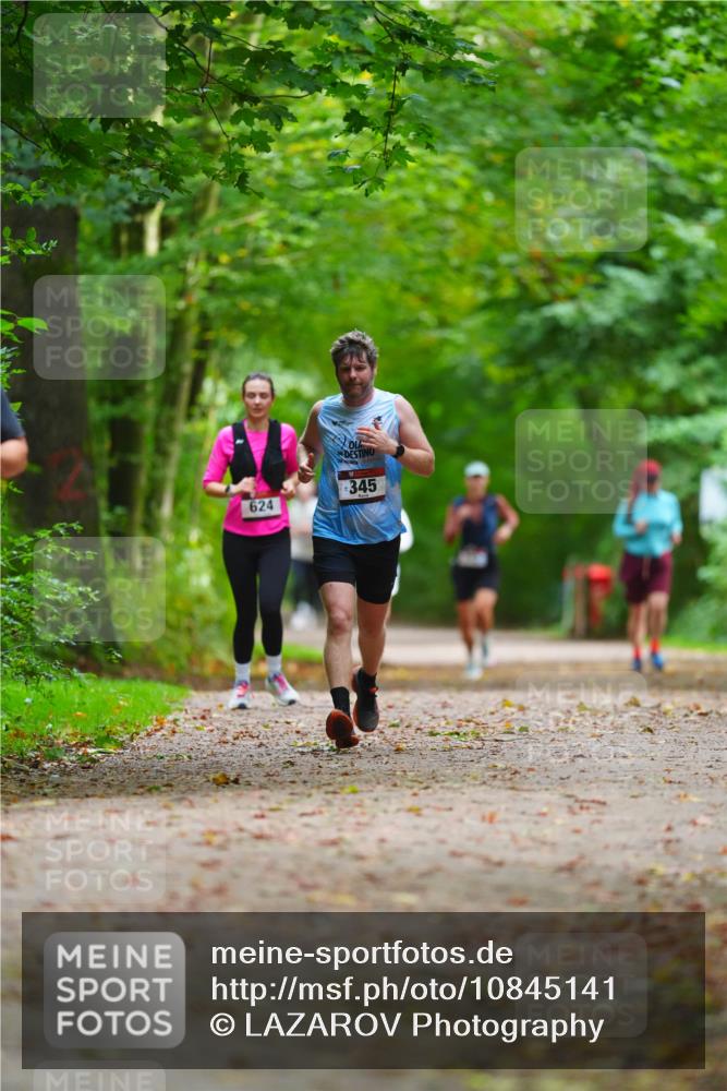 11.10.2026 - Bramfelder Halbmarathon 2026 LAZAROV Photography http://msf.ph/oto/10845141 11.10.2026 11:13:32 Laufen 624, 345 meine-sportfotos.de