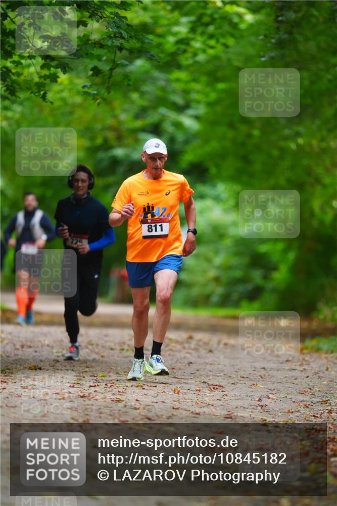 11.10.2026 - Bramfelder Halbmarathon 2026 LAZAROV Photography http://msf.ph/oto/10845182 11.10.2026 11:14:21 Laufen 811 meine-sportfotos.de