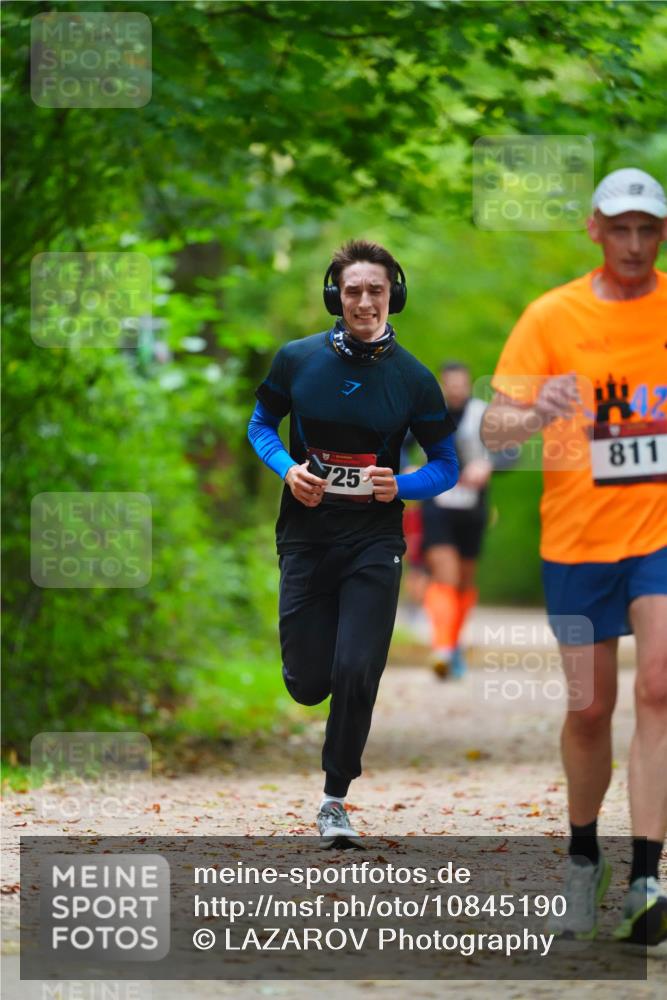 11.10.2026 - Bramfelder Halbmarathon 2026 LAZAROV Photography http://msf.ph/oto/10845190 11.10.2026 11:14:26 Laufen 811, 25 meine-sportfotos.de