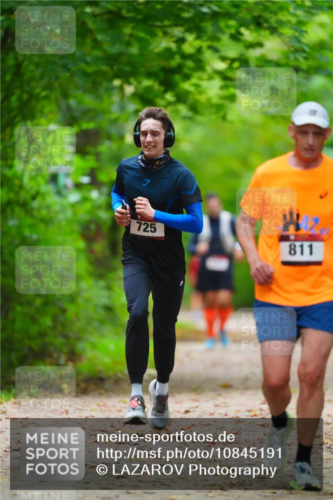 11.10.2026 - Bramfelder Halbmarathon 2026 LAZAROV Photography http://msf.ph/oto/10845191 11.10.2026 11:14:26 Laufen 725, 811 meine-sportfotos.de