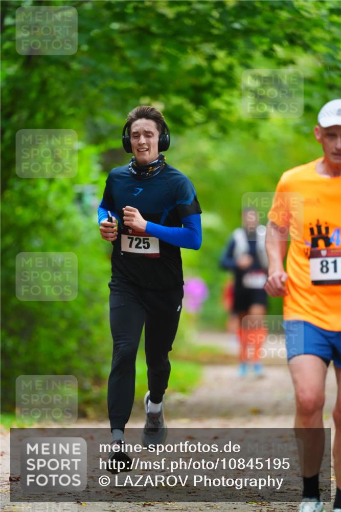 11.10.2026 - Bramfelder Halbmarathon 2026 LAZAROV Photography http://msf.ph/oto/10845195 11.10.2026 11:14:27 Laufen 725, 81 meine-sportfotos.de
