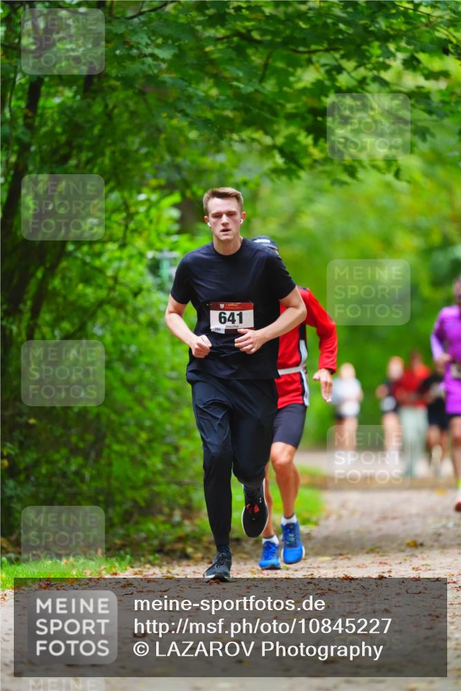 11.10.2026 - Bramfelder Halbmarathon 2026 LAZAROV Photography http://msf.ph/oto/10845227 11.10.2026 11:14:54 Laufen 260, 641 meine-sportfotos.de