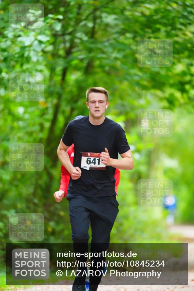 11.10.2026 - Bramfelder Halbmarathon 2026 LAZAROV Photography http://msf.ph/oto/10845234 11.10.2026 11:14:57 Laufen 641, 260 meine-sportfotos.de