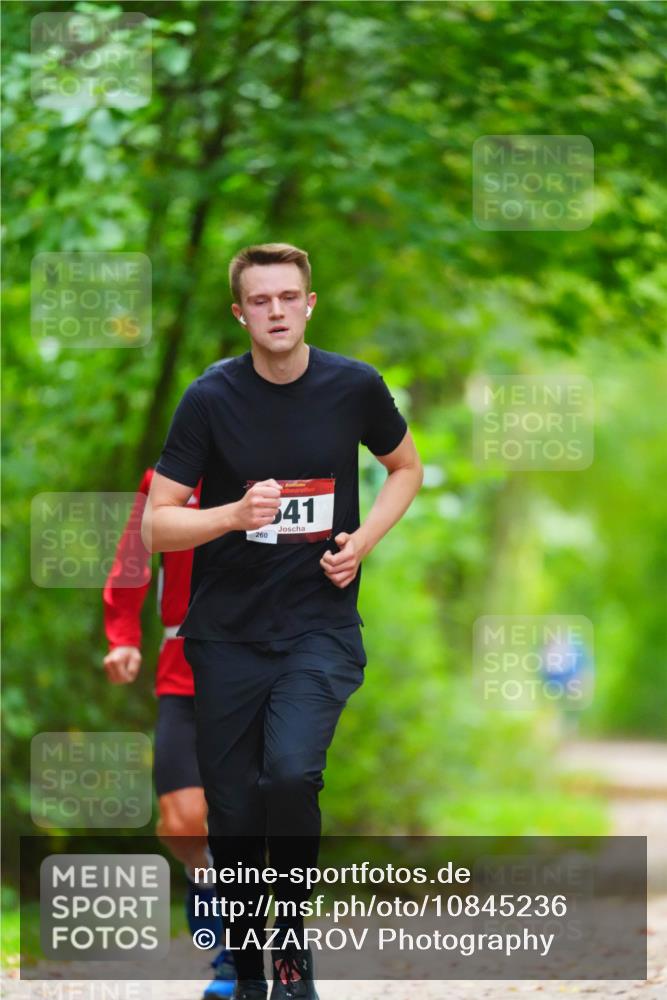 11.10.2026 - Bramfelder Halbmarathon 2026 LAZAROV Photography http://msf.ph/oto/10845236 11.10.2026 11:14:57 Laufen 260, 541 meine-sportfotos.de