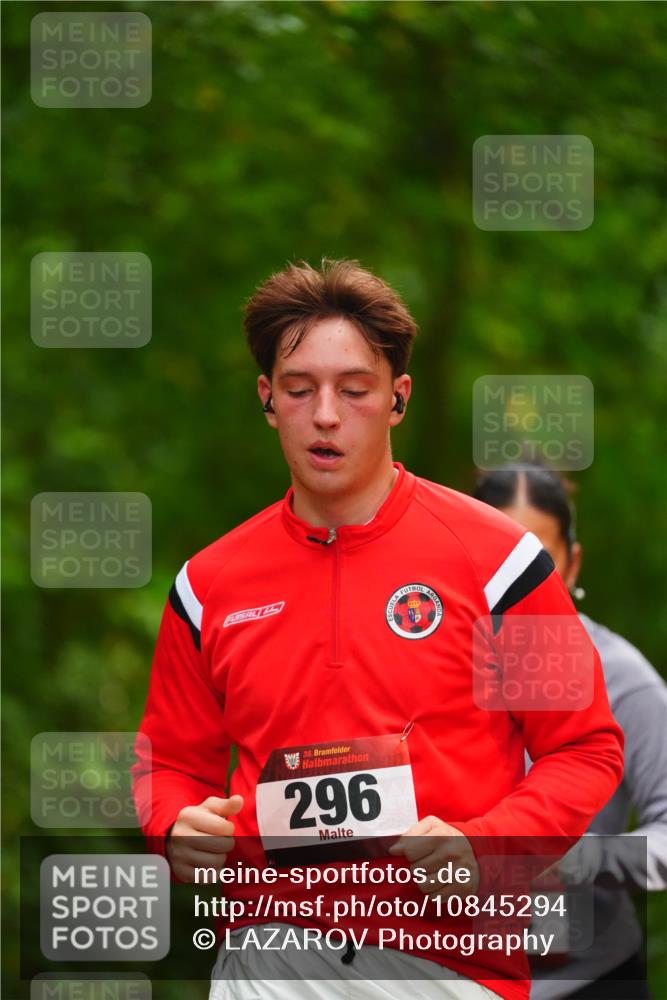 11.10.2026 - Bramfelder Halbmarathon 2026 LAZAROV Photography http://msf.ph/oto/10845294 11.10.2026 11:15:39 Laufen 35, 296 meine-sportfotos.de