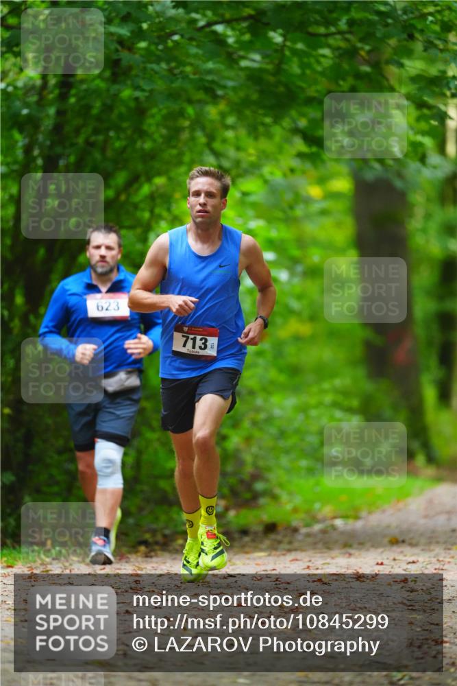 11.10.2026 - Bramfelder Halbmarathon 2026 LAZAROV Photography http://msf.ph/oto/10845299 11.10.2026 11:15:44 Laufen 623, 713 meine-sportfotos.de