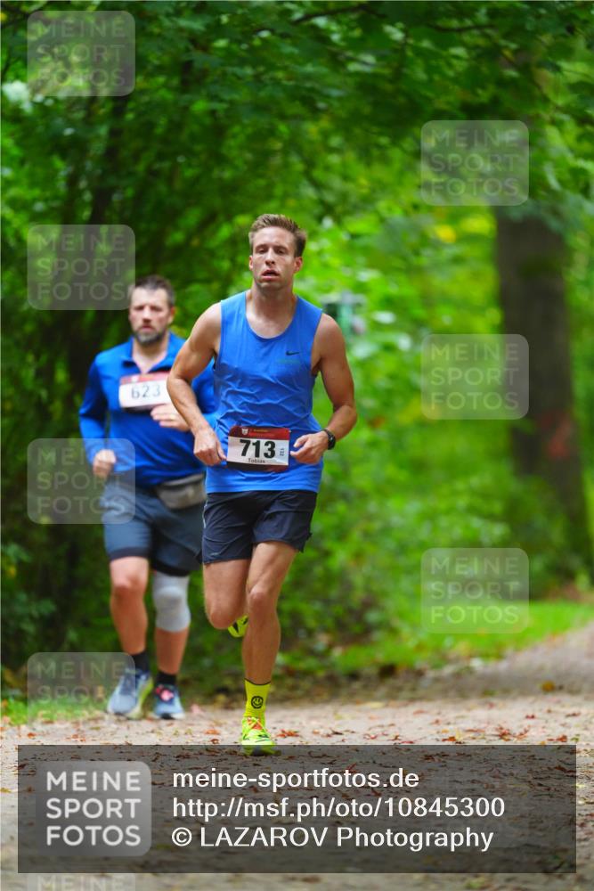 11.10.2026 - Bramfelder Halbmarathon 2026 LAZAROV Photography http://msf.ph/oto/10845300 11.10.2026 11:15:44 Laufen 623, 713 meine-sportfotos.de