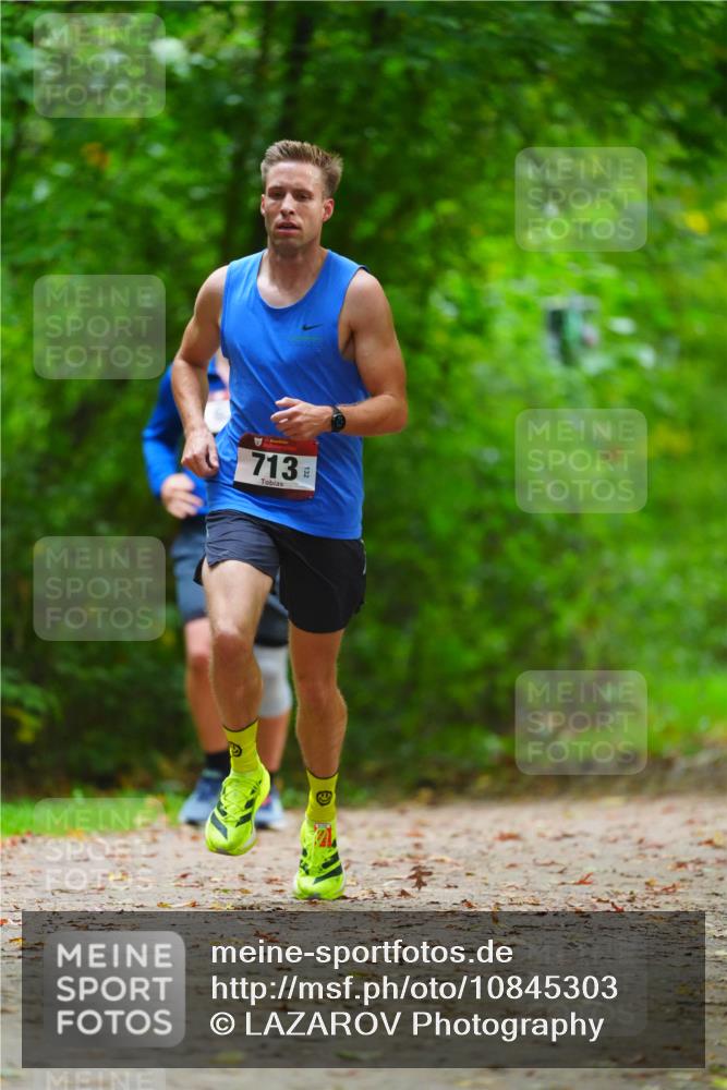 11.10.2026 - Bramfelder Halbmarathon 2026 LAZAROV Photography http://msf.ph/oto/10845303 11.10.2026 11:15:45 Laufen 713, 12 meine-sportfotos.de