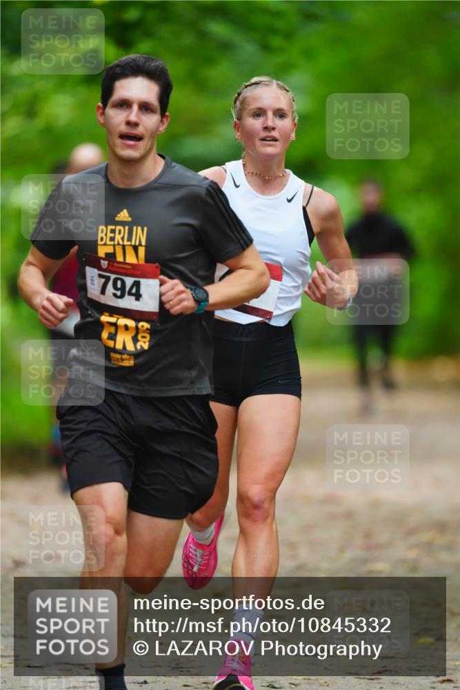11.10.2026 - Bramfelder Halbmarathon 2026 LAZAROV Photography http://msf.ph/oto/10845332 11.10.2026 11:16:13 Laufen 794, 2019 meine-sportfotos.de