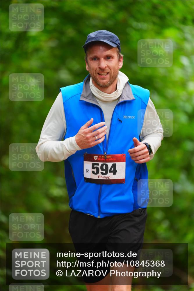 11.10.2026 - Bramfelder Halbmarathon 2026 LAZAROV Photography http://msf.ph/oto/10845368 11.10.2026 11:16:46 Laufen 52, 35, 594 meine-sportfotos.de