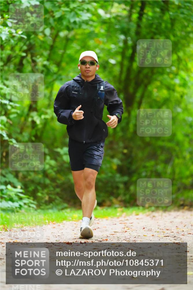 11.10.2026 - Bramfelder Halbmarathon 2026 LAZAROV Photography http://msf.ph/oto/10845371 11.10.2026 11:16:52 Laufen  meine-sportfotos.de