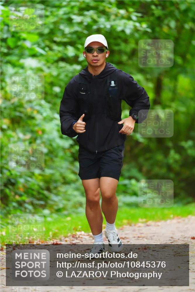 11.10.2026 - Bramfelder Halbmarathon 2026 LAZAROV Photography http://msf.ph/oto/10845376 11.10.2026 11:16:54 Laufen  meine-sportfotos.de