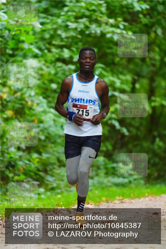 11.10.2026 - Bramfelder Halbmarathon 2026 LAZAROV Photography http://msf.ph/oto/10845387 11.10.2026 11:17:06 Laufen 063, 715, 101 meine-sportfotos.de