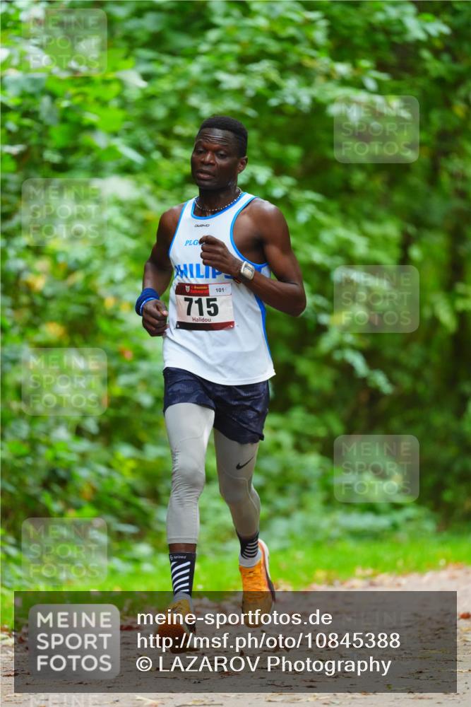 11.10.2026 - Bramfelder Halbmarathon 2026 LAZAROV Photography http://msf.ph/oto/10845388 11.10.2026 11:17:06 Laufen 101, 715 meine-sportfotos.de