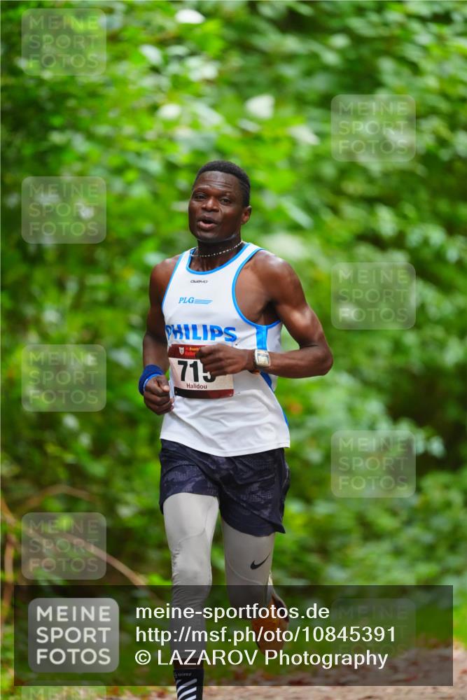 11.10.2026 - Bramfelder Halbmarathon 2026 LAZAROV Photography http://msf.ph/oto/10845391 11.10.2026 11:17:07 Laufen 715 meine-sportfotos.de