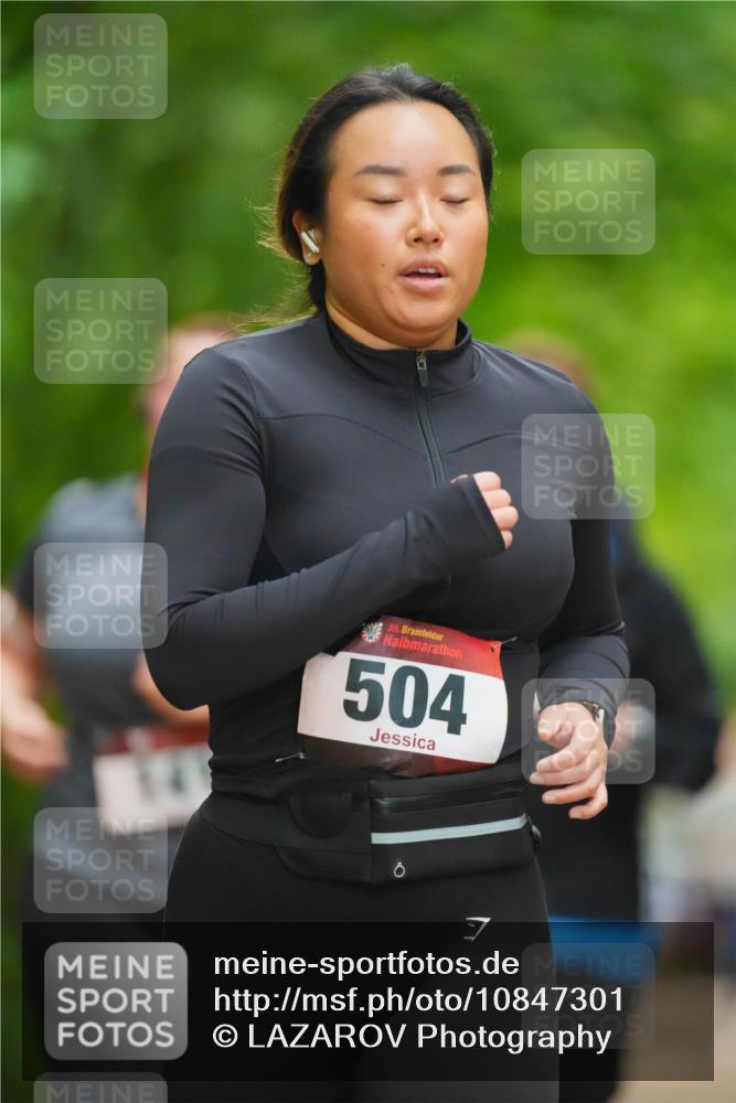 11.10.2026 - Bramfelder Halbmarathon 2026 LAZAROV Photography http://msf.ph/oto/10847301 11.10.2026 11:39:49 Laufen 35, 504, 7 meine-sportfotos.de