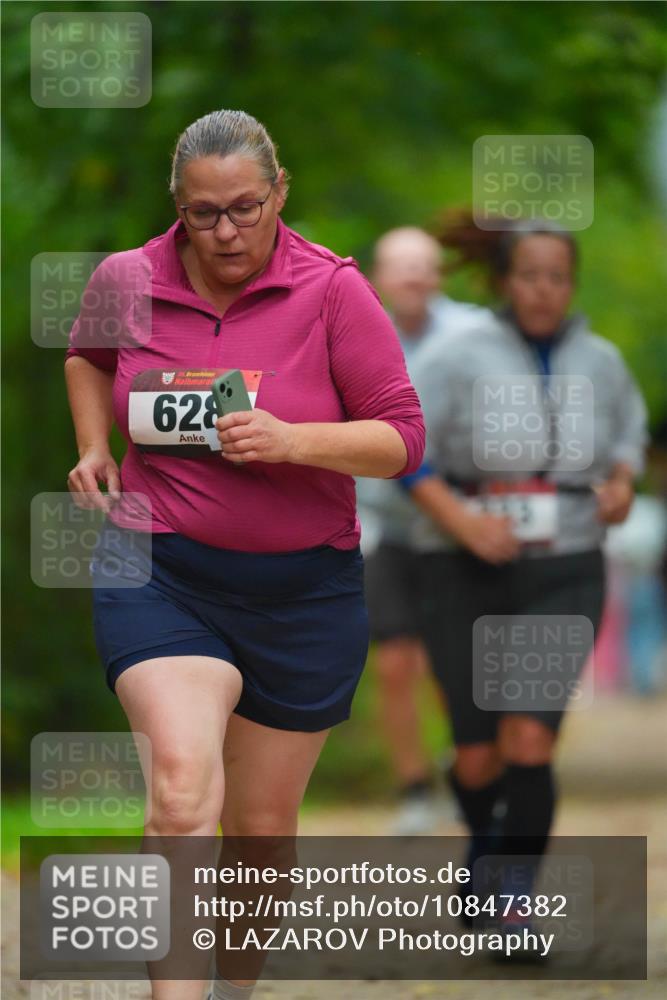 11.10.2026 - Bramfelder Halbmarathon 2026 LAZAROV Photography http://msf.ph/oto/10847382 11.10.2026 11:40:33 Laufen 628 meine-sportfotos.de