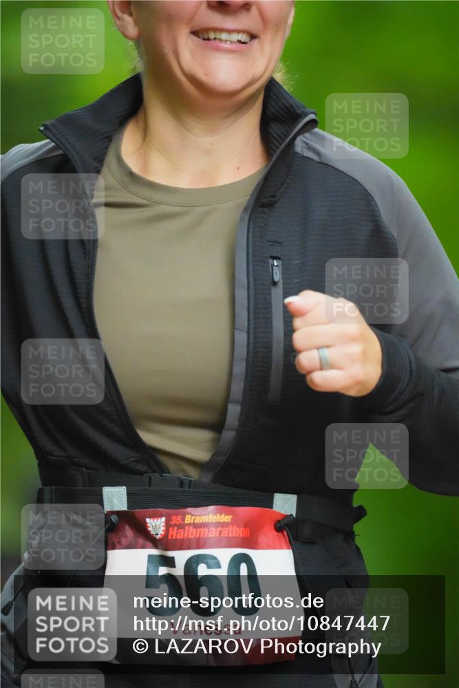 11.10.2026 - Bramfelder Halbmarathon 2026 LAZAROV Photography http://msf.ph/oto/10847447 11.10.2026 11:41:32 Laufen 35, 560 meine-sportfotos.de