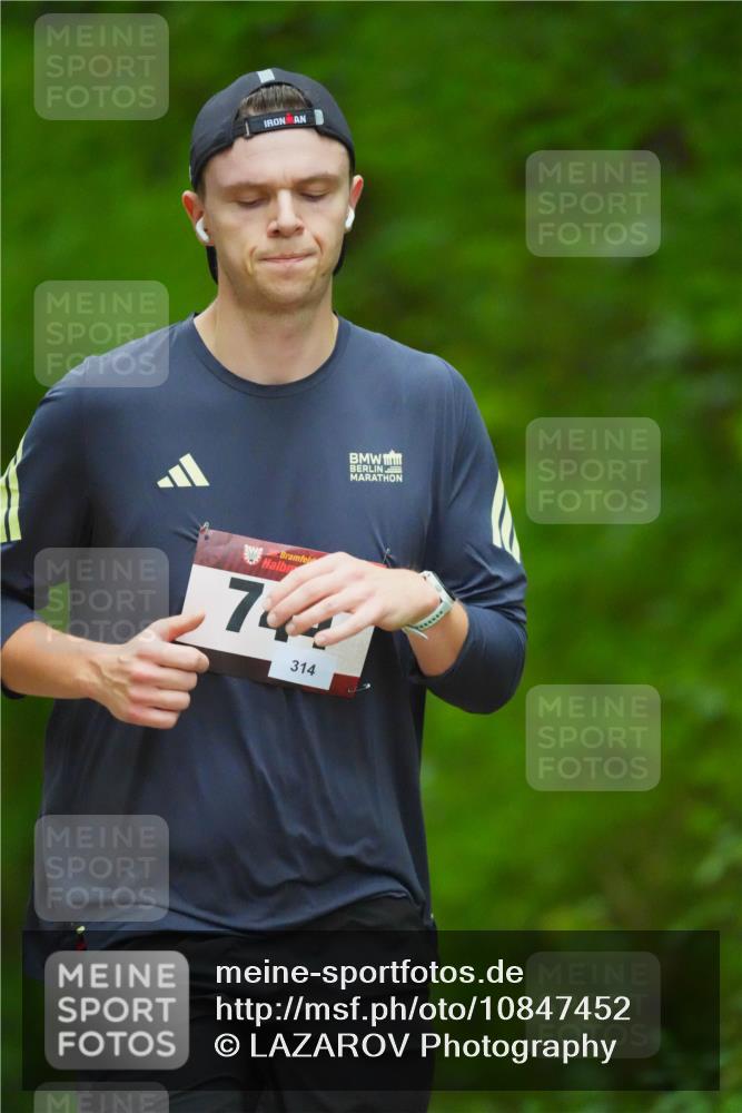 11.10.2026 - Bramfelder Halbmarathon 2026 LAZAROV Photography http://msf.ph/oto/10847452 11.10.2026 11:41:34 Laufen 35, 742, 314 meine-sportfotos.de