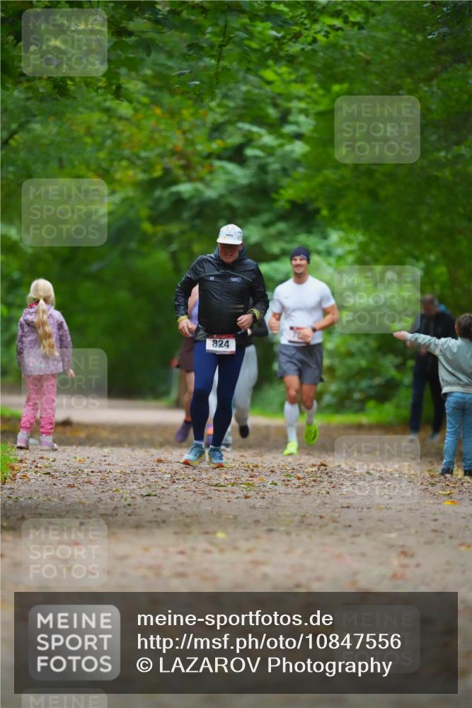 11.10.2026 - Bramfelder Halbmarathon 2026 LAZAROV Photography http://msf.ph/oto/10847556 11.10.2026 11:43:00 Laufen 824 meine-sportfotos.de
