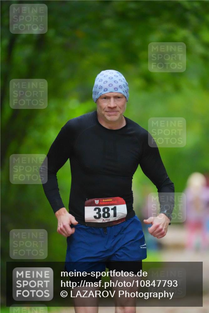 11.10.2026 - Bramfelder Halbmarathon 2026 LAZAROV Photography http://msf.ph/oto/10847793 11.10.2026 11:46:44 Laufen 381 meine-sportfotos.de