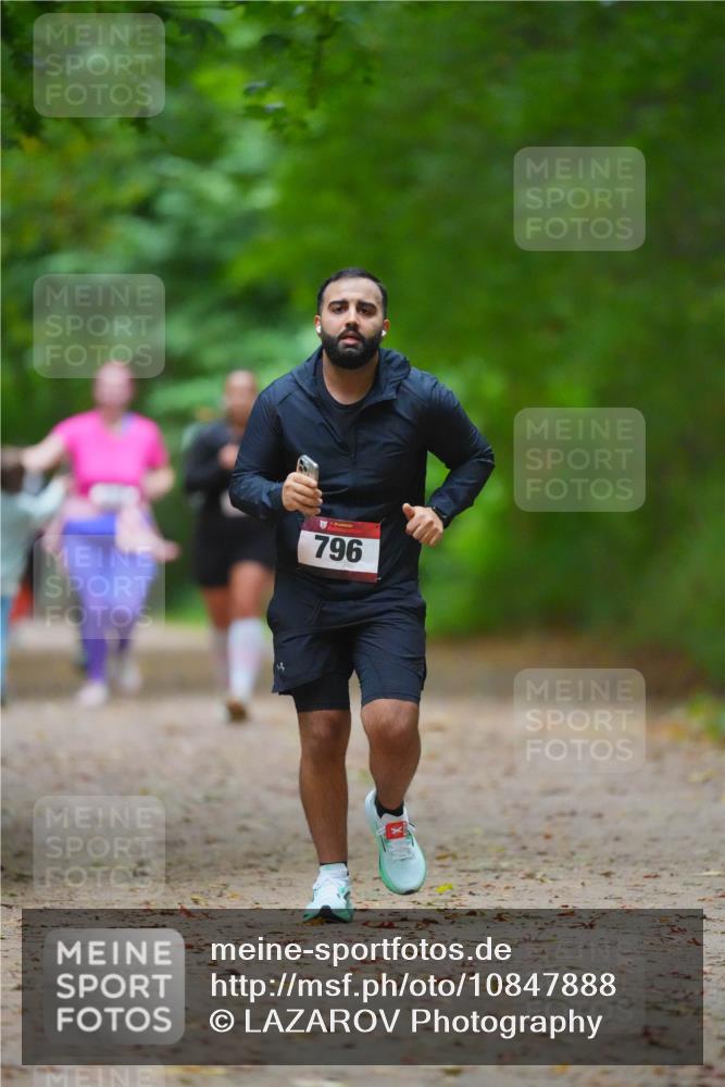 11.10.2026 - Bramfelder Halbmarathon 2026 LAZAROV Photography http://msf.ph/oto/10847888 11.10.2026 11:48:20 Laufen 16, 796 meine-sportfotos.de