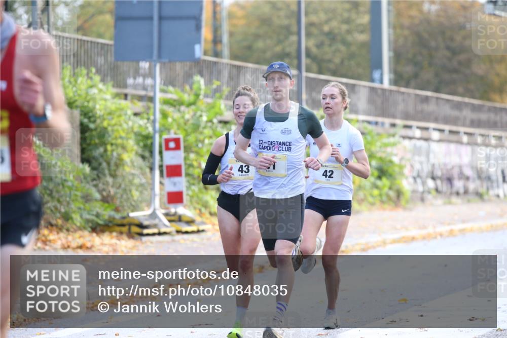 25.10.2026 - hella hamburg halbmarathon Jannik Wohlers http://msf.ph/oto/10848035 25.10.2026 10:14:01 Lombardsbrücke 30513, 11496, 43, 51, 42 meine-sportfotos.de