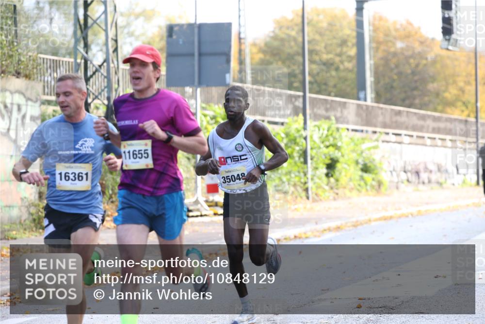 25.10.2026 - hella hamburg halbmarathon Jannik Wohlers http://msf.ph/oto/10848129 25.10.2026 10:14:36 Lombardsbrücke 35561, 33716, 34396, 40, 30965, 11655, 16361, 35048 meine-sportfotos.de