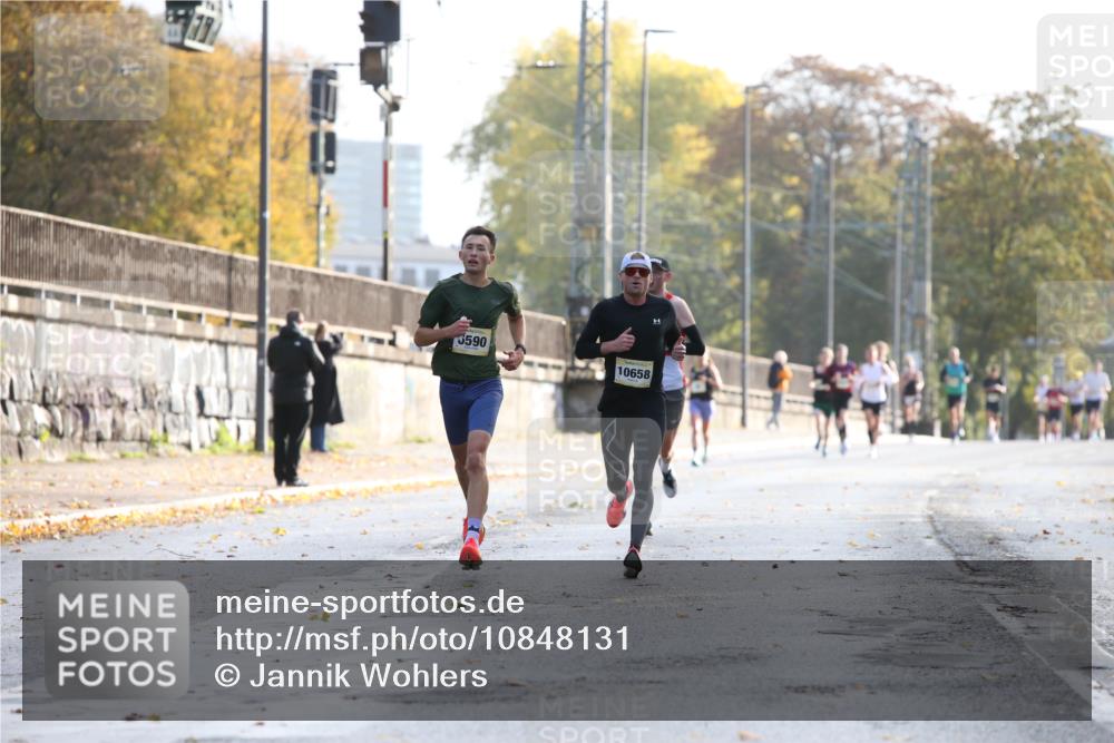 25.10.2026 - hella hamburg halbmarathon Jannik Wohlers http://msf.ph/oto/10848131 25.10.2026 10:14:42 Lombardsbrücke  meine-sportfotos.de