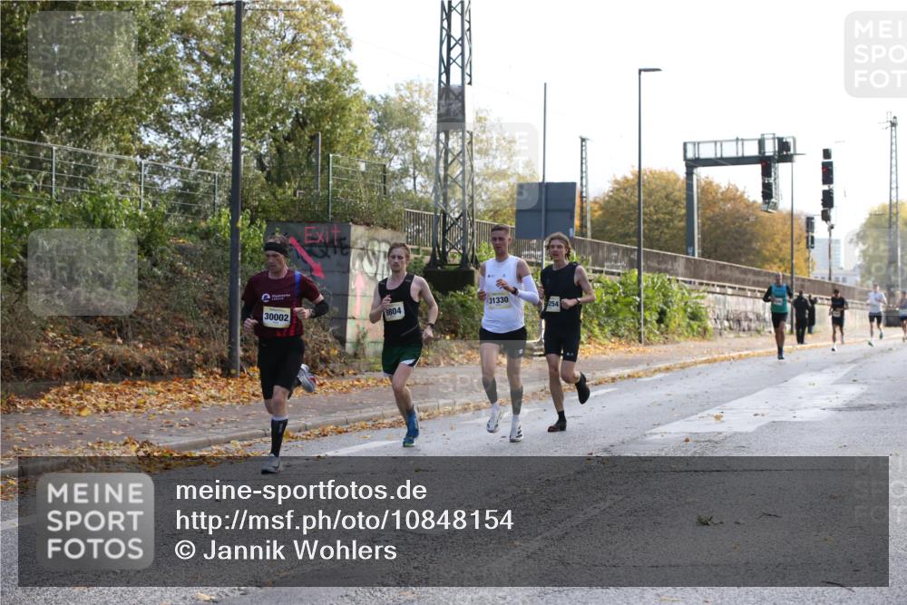 25.10.2026 - hella hamburg halbmarathon Jannik Wohlers http://msf.ph/oto/10848154 25.10.2026 10:15:00 Lombardsbrücke 45, 30002, 31330, 35254, 9804 meine-sportfotos.de