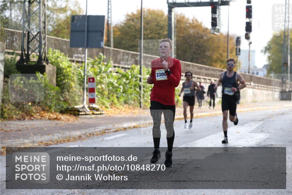 25.10.2026 - hella hamburg halbmarathon Jannik Wohlers http://msf.ph/oto/10848270 25.10.2026 10:15:46 Lombardsbrücke 33007, 17621 meine-sportfotos.de