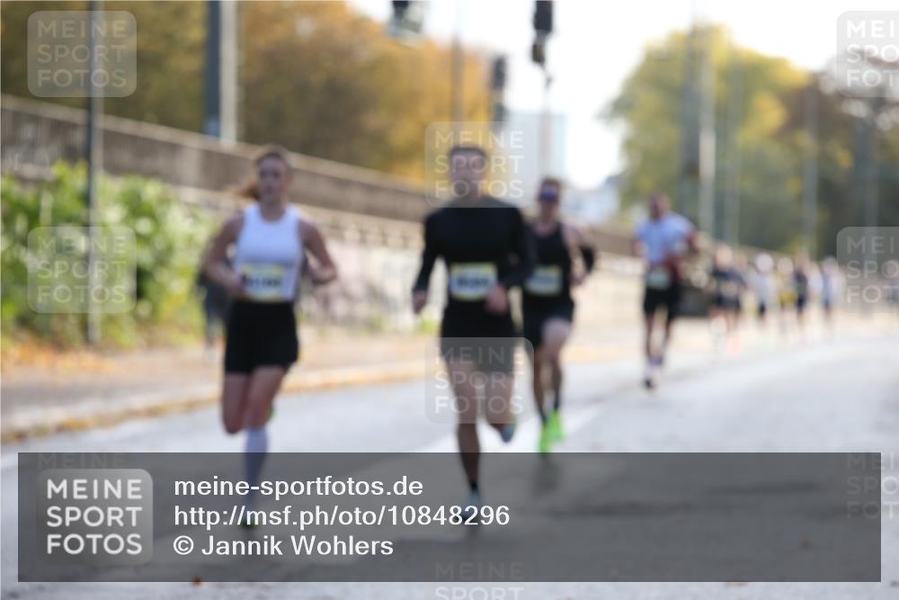 25.10.2026 - hella hamburg halbmarathon Jannik Wohlers http://msf.ph/oto/10848296 25.10.2026 10:15:53 Lombardsbrücke 35621, 34164, 8584 meine-sportfotos.de