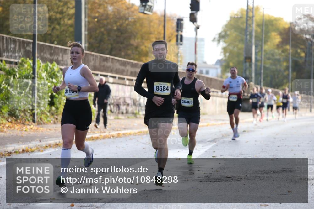 25.10.2026 - hella hamburg halbmarathon Jannik Wohlers http://msf.ph/oto/10848298 25.10.2026 10:15:53 Lombardsbrücke 35621, 34164, 8584 meine-sportfotos.de