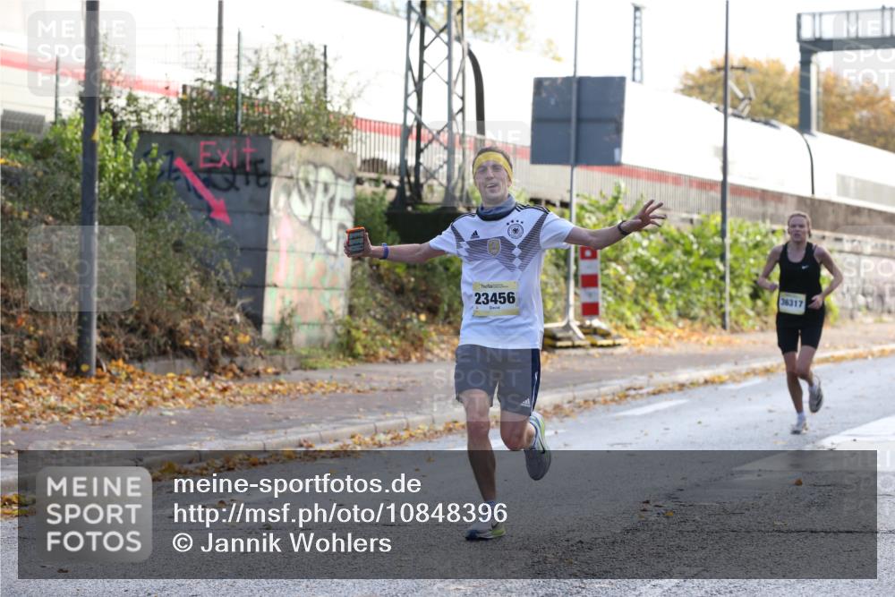 25.10.2026 - hella hamburg halbmarathon Jannik Wohlers http://msf.ph/oto/10848396 25.10.2026 10:16:29 Lombardsbrücke 23456, 36317 meine-sportfotos.de