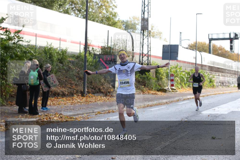 25.10.2026 - hella hamburg halbmarathon Jannik Wohlers http://msf.ph/oto/10848405 25.10.2026 10:16:30 Lombardsbrücke 23456, 36317 meine-sportfotos.de