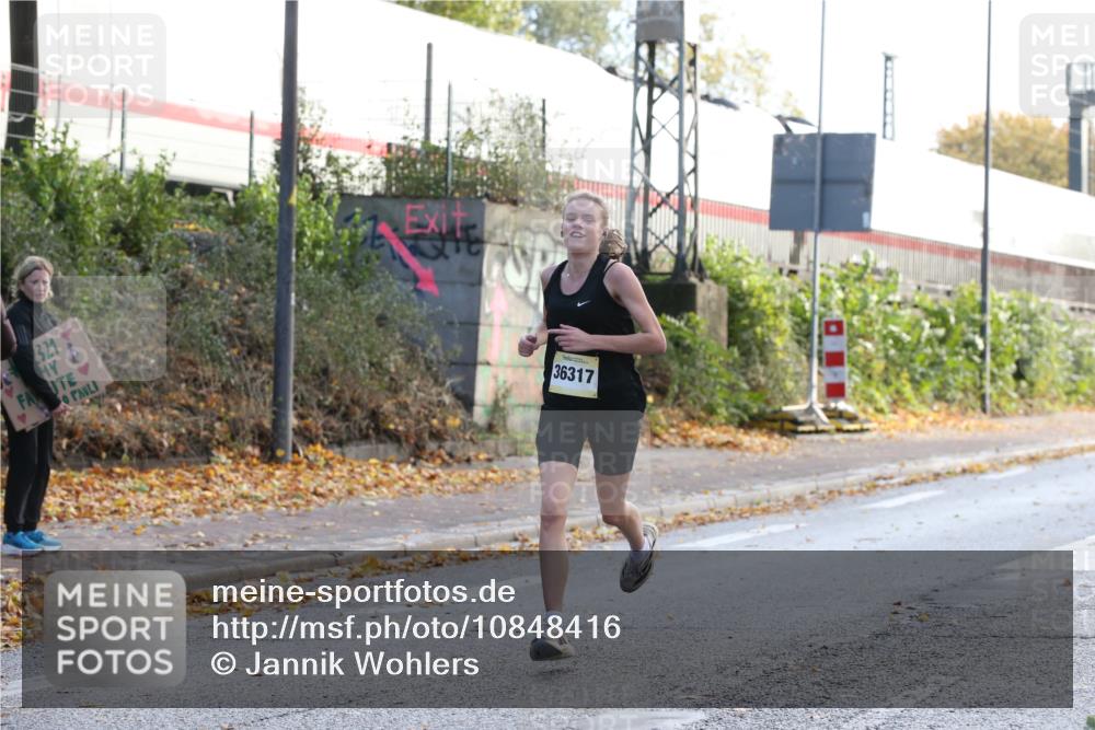 25.10.2026 - hella hamburg halbmarathon Jannik Wohlers http://msf.ph/oto/10848416 25.10.2026 10:16:31 Lombardsbrücke 23456, 36317 meine-sportfotos.de