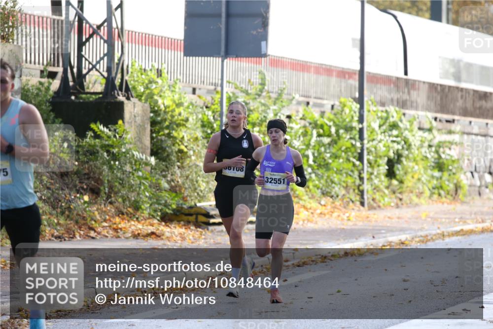 25.10.2026 - hella hamburg halbmarathon Jannik Wohlers http://msf.ph/oto/10848464 25.10.2026 10:16:48 Lombardsbrücke 3452, 36425, 35675 meine-sportfotos.de